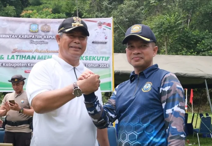 Sinergi dan Keahlian Perayaan HUT ke-16 Kabupaten Kepulauan Anambas dengan Senam dan Menembak Eksekutif