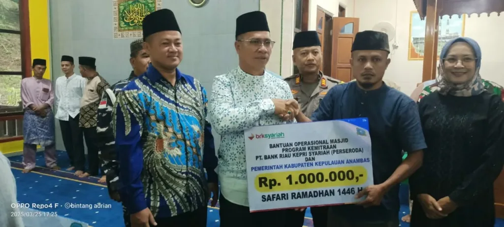 Bupati Anambas Hadiri Safari Ramadhan di Jemaja Timur