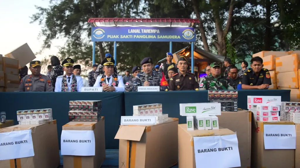 TNI AL Lanal Tarempa Gagalkan Penyelundupan Rokok Ilegal Senilai Rp 1,7 Miliar