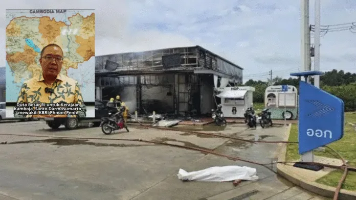 Duta Besar RI untuk Kerajaan Kamboja, Santo Darmosumarto, mewakili KBRI Phnom Penh.