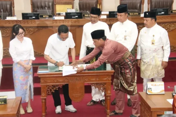 DPRD Sahkan Perubahan APBD Batam Tahun 2025 Sebesar Rp4,41 Triliun
