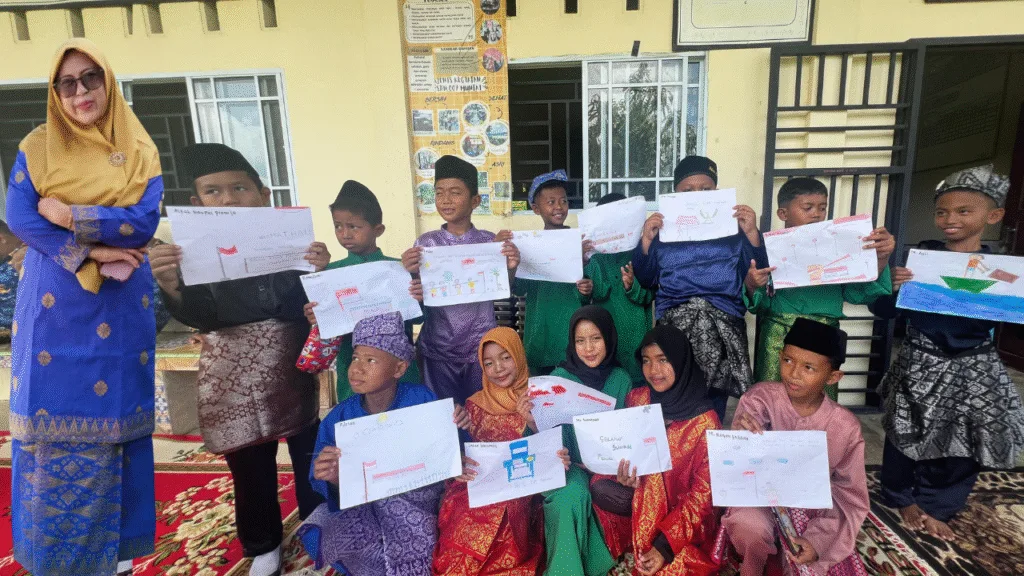 SDN 007 Muntai Peringati Hari Sumpah Pemuda ke-97 dengan Upacara, Lomba Kreatif, dan Makan Bergizi Gratis