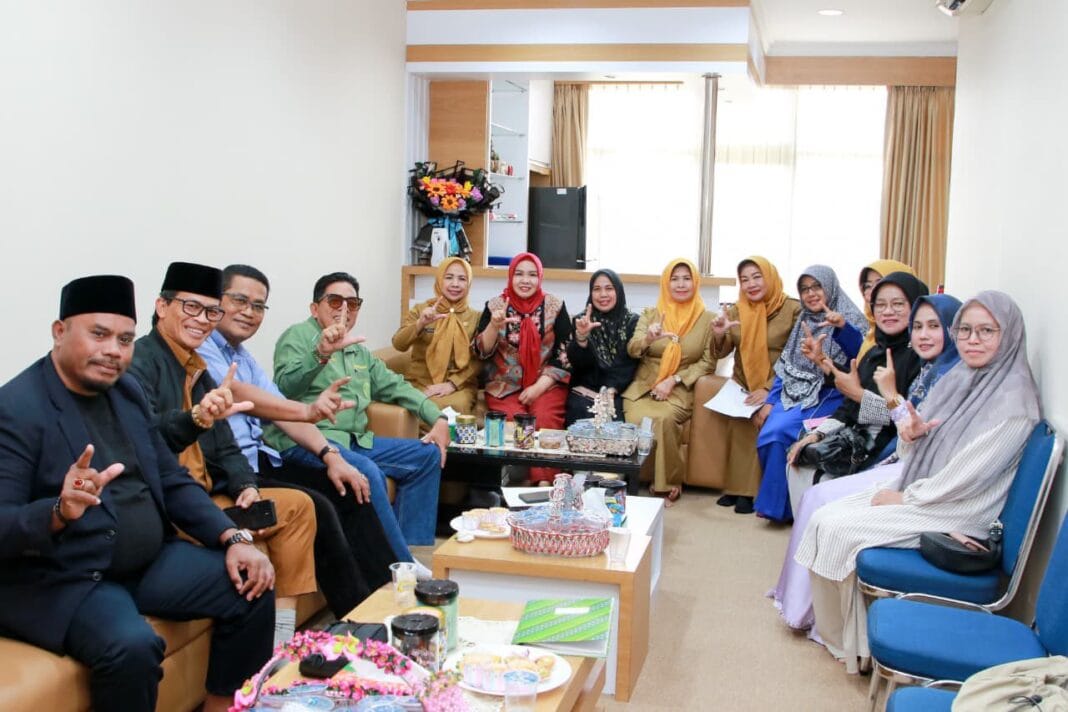 Ketua Umum LASQI Batam Erlita Amsakar Ajak Pengurus Perkuat Sinergi Organisasi