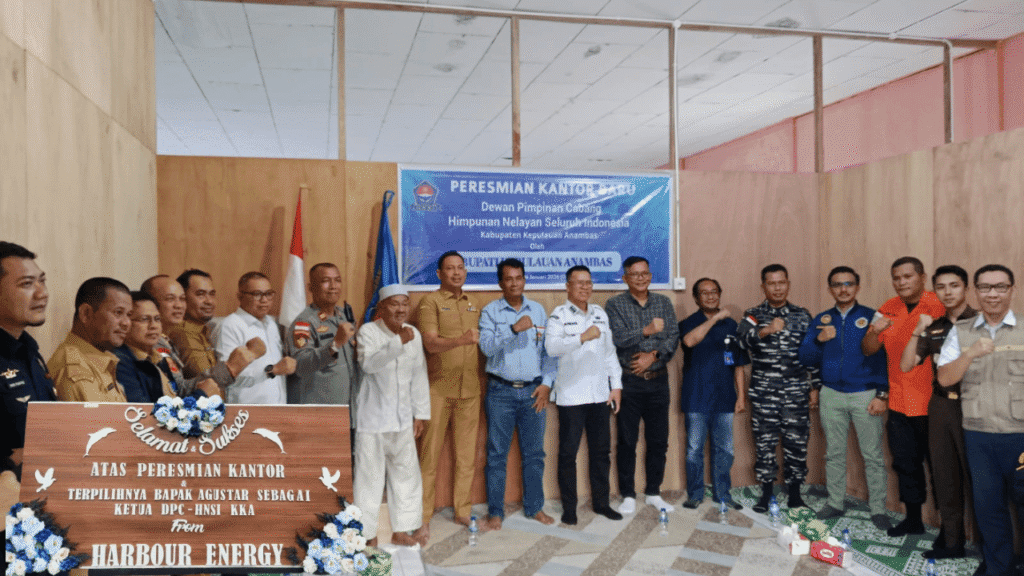 Bupati Kepulauan Anambas Resmikan Kantor DPC HNSI, Agustar: “Ini Rumah Aspirasi Nelayan”