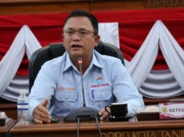THR 2026 Wajib Penuh Tanpa Cicil H-7! Ombudsman Kepri Ancam Sanksi Tegas Bagi Pelanggar Dr. Lagat Siadari
