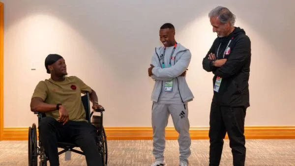 FIFA jatuhkan sanksi skorsing 5 pertandingan kepada pemain Qatar Assim Madibo usai tekel keras yang akibatkan kaki kiri Ismael Kone patah di Piala Dunia 2026.