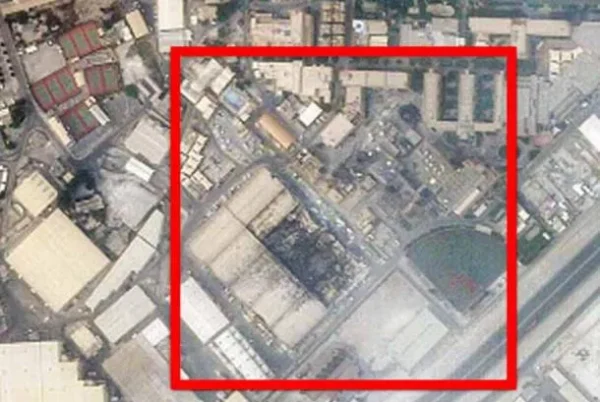 Citra satelit kerusakan pangkalan militer NSA Bahrain milik Amerika Serikat akibat serangan rudal