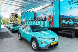 Layanan Taksi Listrik Green SM Resmi Mengaspal di Kazakhstan