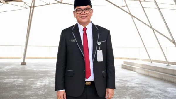 Pemko Batam melalui Kadiskominfo Rudi Panjaitan mengimbau warga bijak menyikapi polemik isu pawai Program Makan Bergizi Gratis (MBG) di media sosial.