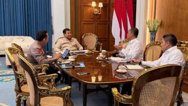 Presiden Prabowo Subianto menerima Kapolri Jenderal Listyo Sigit di Istana Merdeka untuk membahas stabilitas kamtibmas dan persiapan Hari Bhayangkara 2026.
