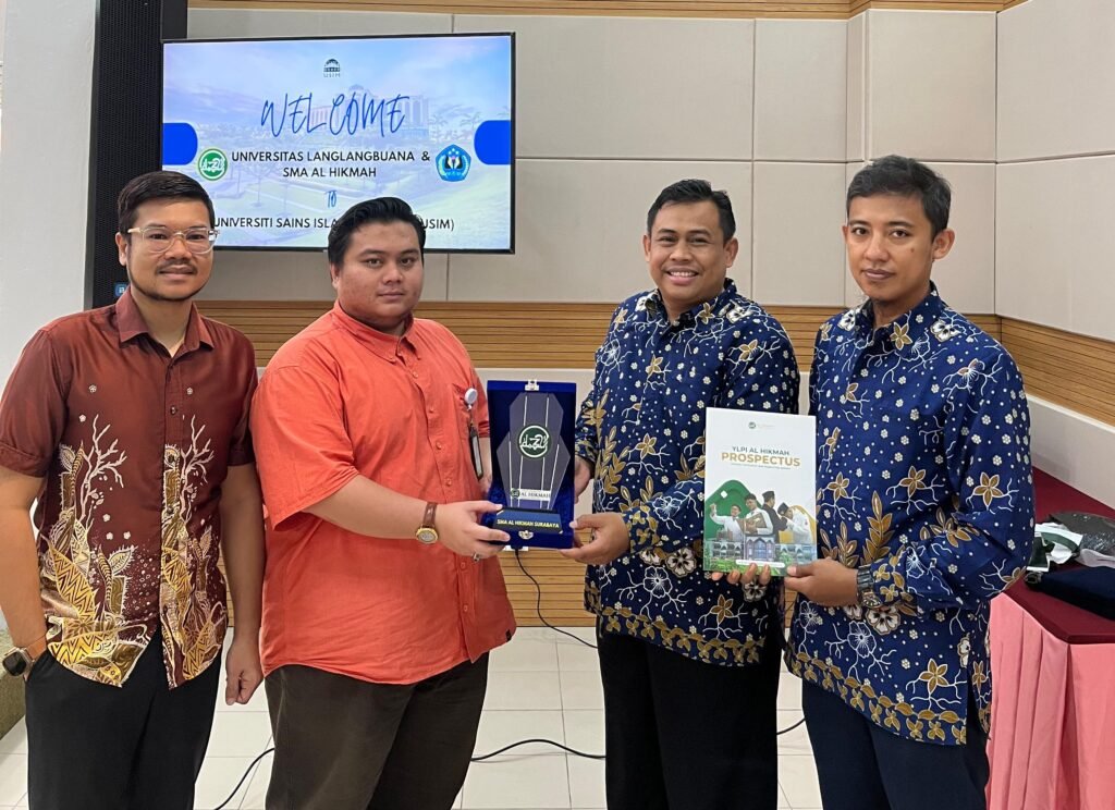 SMA Al Hikmah Surabaya Perluas Wawasan Global ke NUS, NTU, dan USIM
