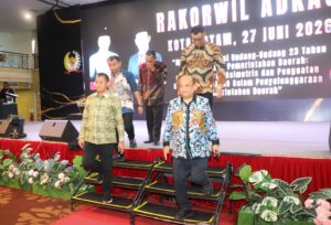 Sekda Batam Firmansyah saat menghadiri pembukaan Rakorwil Sumatera ADKASI 2026 di Jodoh.