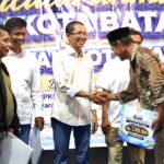 Wali Kota Batam Amsakar Achmad saat bersilaturahmi dengan perangkat RT, RW, dan LPM se-Kecamatan Nongsa.