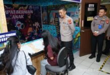 Pastikan Kualitas Layanan, Kapolres Bengkayang Tinjau Fasilitas Satpas hingga Rutan Kapolres Bengkayang AKBP Syahirul Awab melakukan inspeksi fasilitas layanan Satpas SIM di Mapolres Bengkayang.