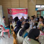 Gelar Jumat Curhat Bersama Mahasiswa KKN UGM, Polsek Jemaja Bahas Rencana Program Bank Sampah