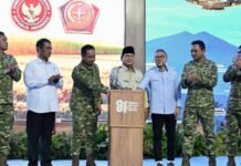 Dari B50 hingga Industri Nasional, Presiden Prabowo: Indonesia Bangsa yang Bangkit Presiden Prabowo Subianto saat memberikan sambutan pada acara Panen Raya Serentak di Kabupaten Malang.