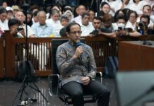 Nadiem Makarim Divonis 10 Tahun Penjara dan Uang Pengganti Rp809 Miliar Suasana persidangan pembacaan putusan vonis 10 tahun penjara terhadap terdakwa Nadiem Makarim di Pengadilan Tipikor Jakarta Pusat.