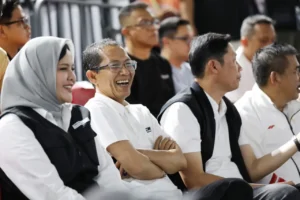 Wali Kota Batam Amsakar Achmad saat menutup turnamen FIBA 3x3 Challenger 2026 di Dataran Engku Putri.