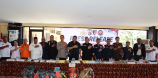 Polisi Hentikan Penyidikan Kasus Ledakan Maut Biak, Lima Tersangka Telah Meninggal Tim Gegana Polda Papua saat mensterilkan lokasi ledakan mortir di Kompleks Perikanan, Biak.