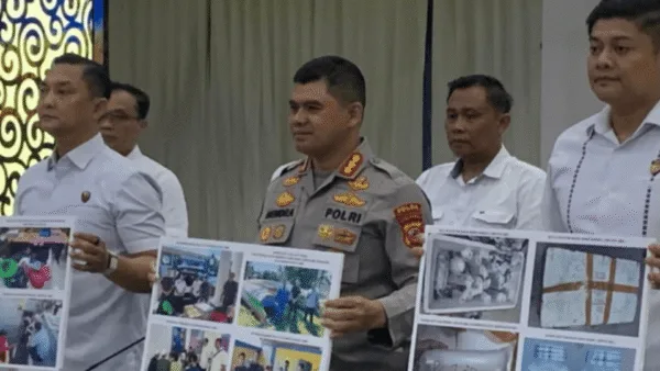 Barang bukti ribuan benih bening lobster (BBL) dalam kemasan balon plastik yang disita Ditreskrimsus Polda Jabar dari sindikat Pangandaran.