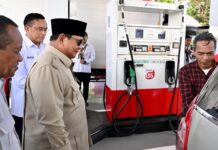 Respons Positif Masyarakat atas Peluncuran Biodiesel B50 oleh Presiden Prabowo Presiden Prabowo Subianto saat melakukan peluncuran resmi Biodiesel B50 di Karawang.