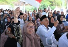 Sukses Tingkatkan Produktivitas, Warga Sambut Antusias Peresmian Bendungan Meninting Presiden Prabowo Subianto saat meresmikan Bendungan Meninting di Kabupaten Lombok Barat, NTB.