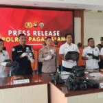 Barang bukti narkotika jenis sabu dan ganja yang diamankan Polres Pagar Alam