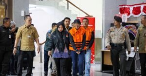 Gedung Merah Putih Komisi Pemberantasan Korupsi KPK Jakarta terkait penahanan tiga tersangka korupsi digitalisasi SPBU Pertamina