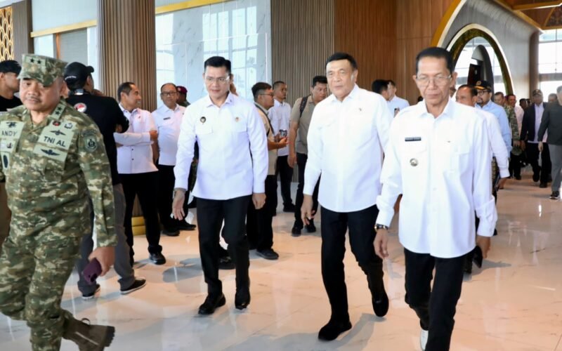 Pemusnahan barang bukti psikotropika jenis ketamine seberat 1,3 ton di Mako Kodaeral IV Batam.