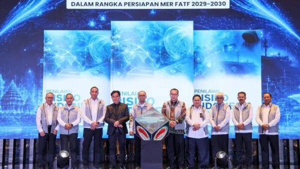Pimpinan KPK PPATK dan Kemenko Kumham Imipas saat peluncuran Penilaian Risiko Nasional TPPU 2026 di Jakarta