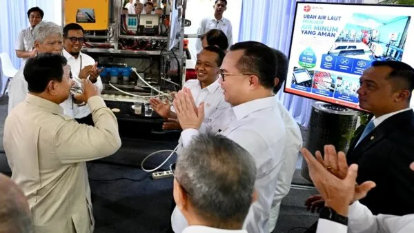 Presiden Prabowo Subianto meninjau inovasi riset BRIN di Istana Kepresidenan Jakarta