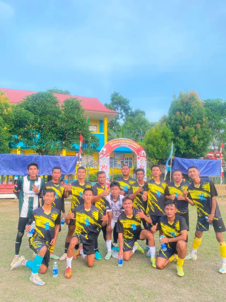 Semarak HUT RI Jemaja, KM Azka FC Bidik Posisi Final