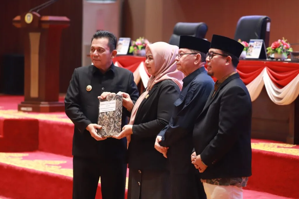 Melalui Paripurna, DPRD Kepri Resmi Terima Ranperda Penyelenggaraan Peternakan dan Kesehatan Hewan