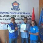 Penyerahan SK PLT Pimpinan Ranting HNSI Siantan Tengah oleh perwakilan DPC HNSI Kepulauan Anambas