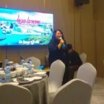 Kepala Kantor Perwakilan BEI Kepri Indra Novita memberikan pemaparan terkait perkembangan IHSG dalam acara Media Gathering bersama pewarta Samudera Kepri dan jurnalis Batam di Baba Seafood Restaurant.
