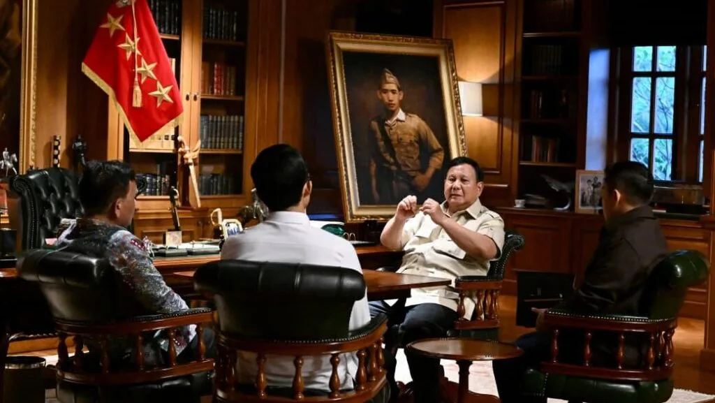 Panggil Pimpinan Bakom, Prabowo Tekankan Pentingnya Komunikasi Pemerintah yang Terbuka dan Dua Arah