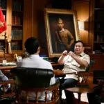 Presiden Prabowo Subianto memanggil Kepala Badan Komunikasi Pemerintah (Bakom) Syahganda Nainggolan dan Wakil Kepala Bakom Fadli Tri Hartono di kediamannya